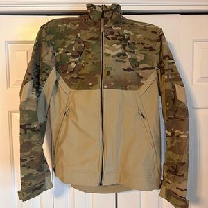 Viktos Combanova softshell jacket - multicam